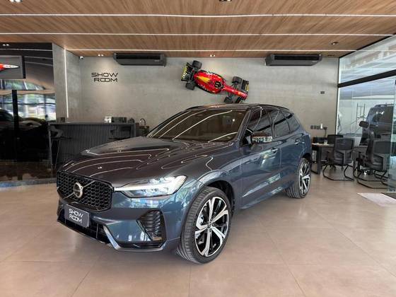 VOLVO XC60 2.0 T8 RECHARGE ULTIMATE DARK AWD GEARTRONIC